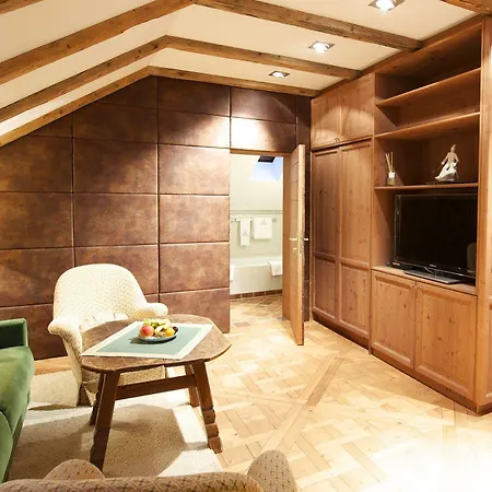 Hotel Bergschloessl - Very Special 4*