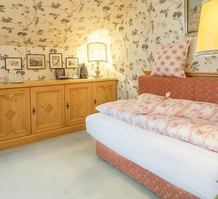 Bergschloessl - Very Special 4*