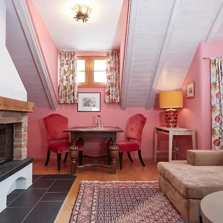 Bergschloessl - Very Special 4*